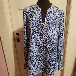 Jones New York Blue and White Leopard Print Blouse